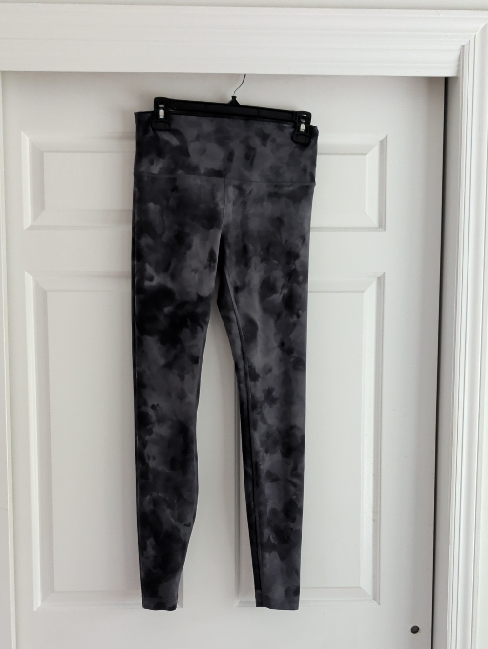 Lulu Wunder Train Gray Tie-Dye Active Leggings
